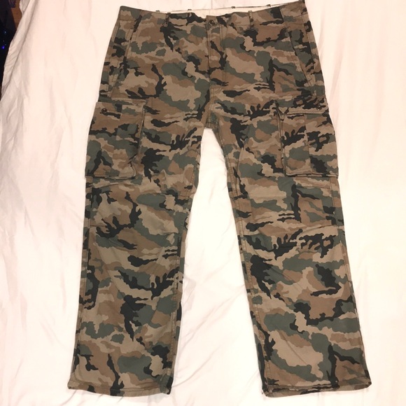 Levi's Other - Levi’s camouflage cargo pants 40x30